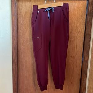 Figs Zamora joggers, size small, regular length